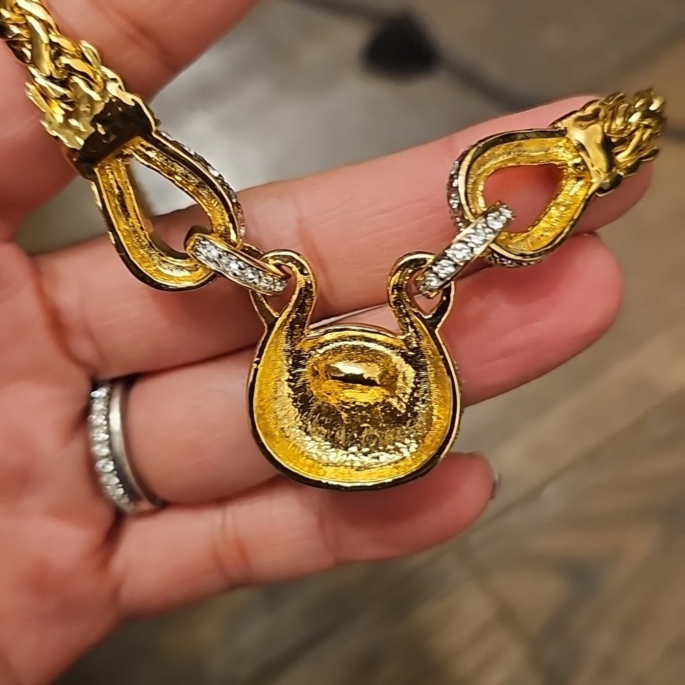Elegant Gold and Silver Necklace with Blue Gemstone - Picture 3 of 4